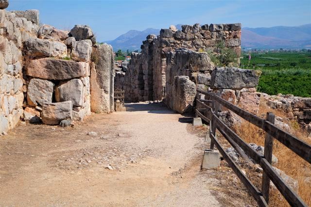Tiryns - Main gateway to the acropolis